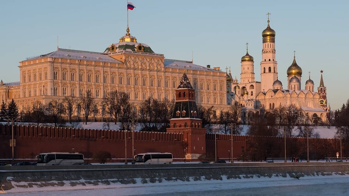 Фото: https://tvzvezda.ru/ (https://mcdn.tvzvezda.ru/storage/news_other_images/2024/02/13/8117eecb7bfc43cebb2e3f1ad0100ce8.jpg)