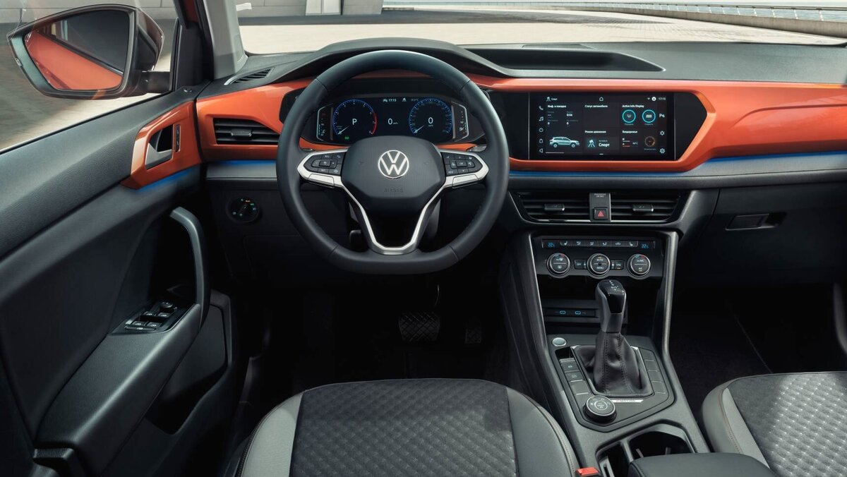 Интерьер Volkswagen Taos