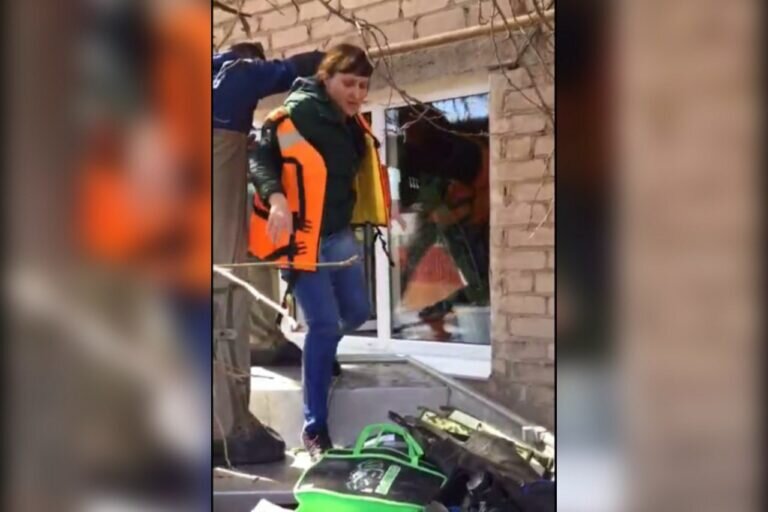    Из поселка Ситцовка в Оренбурге эвакуировано 27 взрослых и 2 детей Марина Шарт