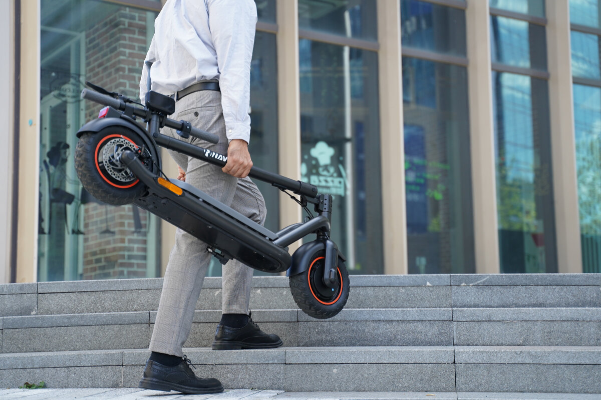 Открытый источник Яндекс - самокаты NAVEE