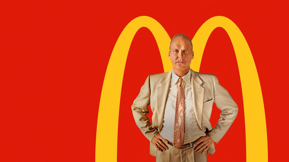 Крепкий байопик о Рэе Кроке, превратившем маленький ресторан в мировую легенду 