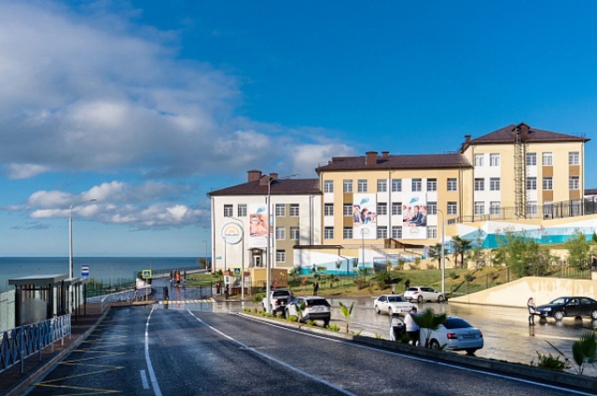    Власти Сочи опровергли фейк об угрозе школам