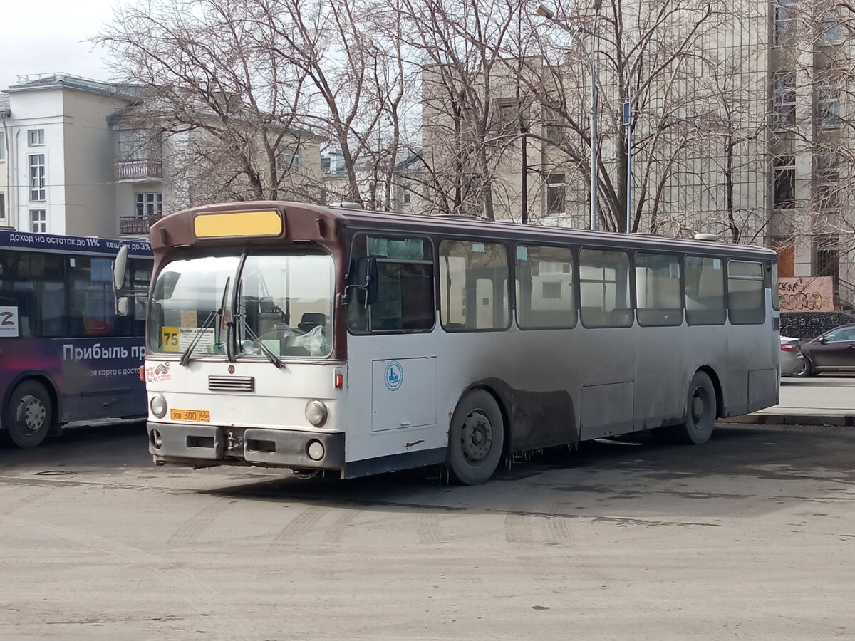 Автобус Mercedes-Benz O305 № КВ 300 66 маршрут 75 на автостанции Восточна