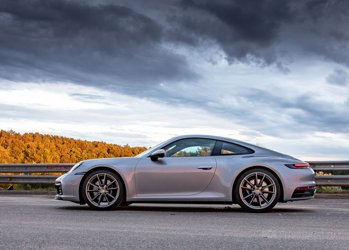 Взял на тест-драйв Porsche 911 Carrera 4S. Теперь я ненавижу «лежачих  полицейских» и думаю как заработать 15-ть лямов | Промышленный турист | Дзен