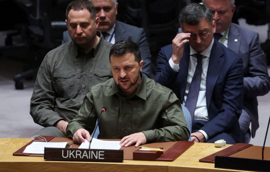    «А разве есть выбор?»: На что пошел Зеленский ради сохранения своей жизни