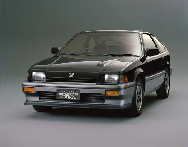 За пределами Японии первое поколение CR-X продавалось, как «Honda Civic CR-X».