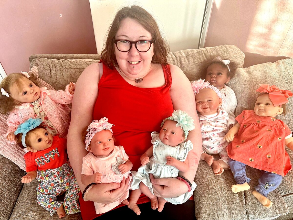 Лиза Робертсон и ее "ясли"