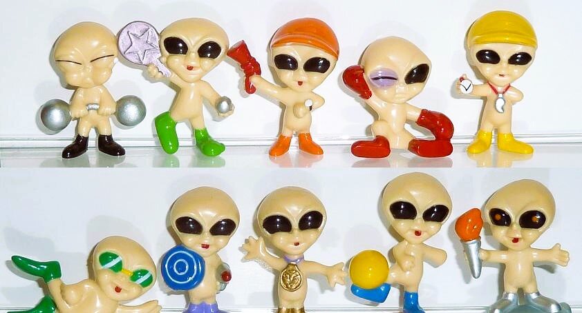 А вы? Помните? Данную коллекцию инопланетяшек из киндера? Если да то СТАВЬТЕ ЛАЙК.