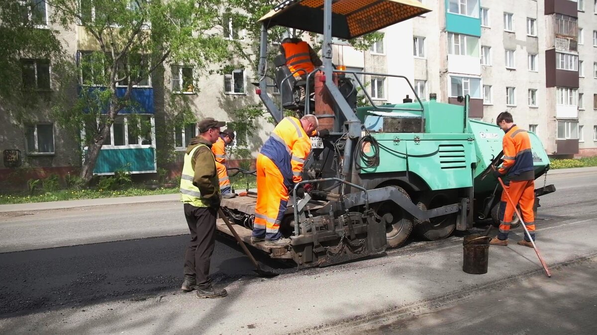 ДОРОГИ ЕЛИЗОВА ГОТОВЯТ К ЛЕТУ | Администрация Елизовского муниципального  района | Дзен