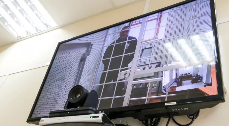 В заседании Алтайского краевого суда Армен Тоноян участвовал по видеосвязи. Фото: Виталий Барабаш