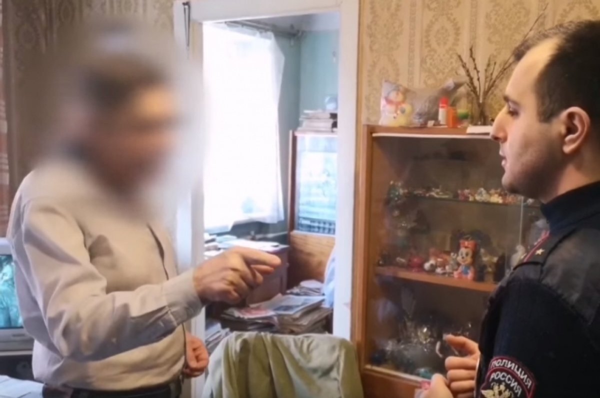    Женщина-курьер в Омске помогла задержать мошенников