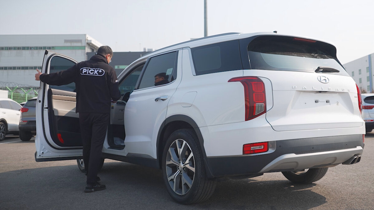 *Процесс осмотра авто нашим инспектором перед покупкой