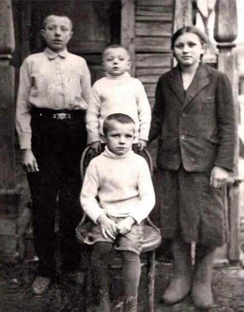 Семья Гагариных.