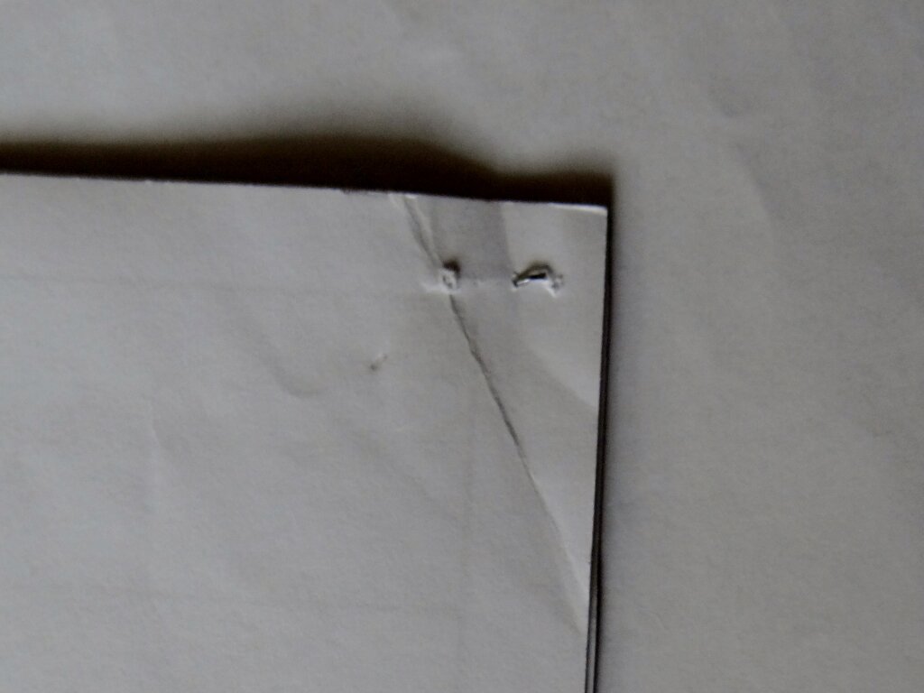 Много раз откопировано "и всё такое" но до сих пор видно, что скрепочка одна 