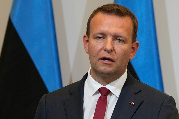Czarek Sokolowski/AP   📷