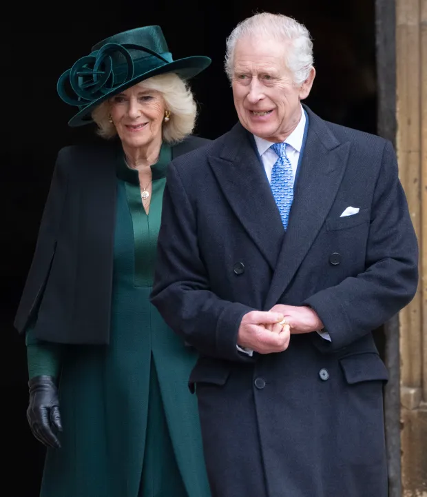 @thesun королевская чета прибыла в аэропорт Абердина