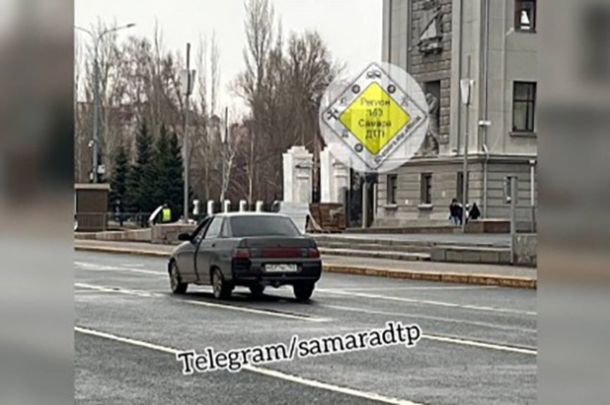    Полиция нашла лихача, гонявшего на ВАЗ-2110 по площади Куйбышева в Самаре