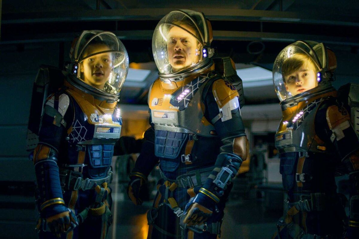 А 4 из будущего. Затерянные в космосе Lost in Space 2018