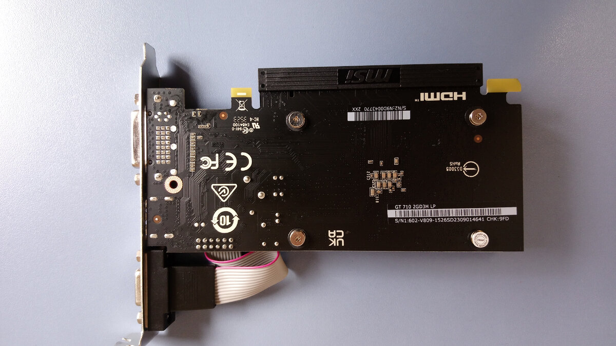 Печатная плата ровна, пайка аккуратная.