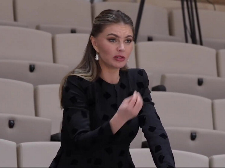     Алина Кабаева. Фото: кадр из видео.
