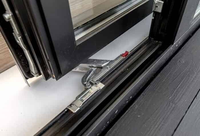 Особенности раздвижных окон