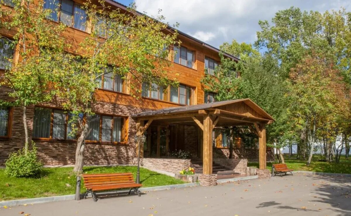    Отели в Подмосковье «все включено». Цены на майские праздники и ТОП-10 лучших гостиниц