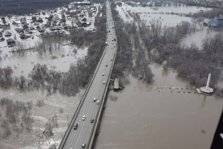    В мэрии оценили паводковую ситуацию в Оренбурге с воздуха Белов Михаил Александрович