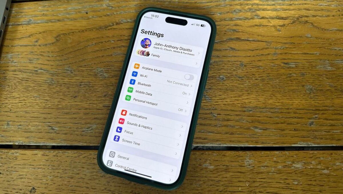    iPhone по всему миру предлагают войти в неизвестный Apple ID. Что делать? Фото: imore.com