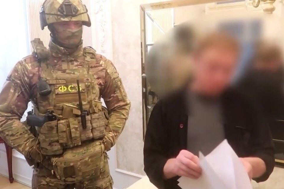    Участников громкого дела задерживали в разных регионах РФ. Фото: стоп-кадр видео ЦОС ФСБ.
