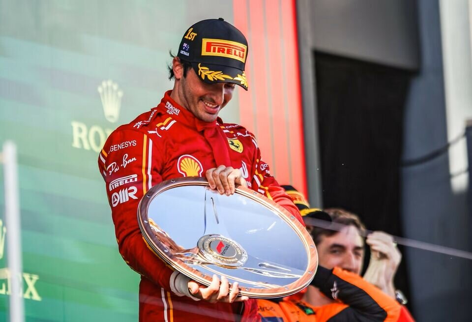    Лоуренс Барретто: У Сайнса есть всего два варианта на 2025 годFerrari