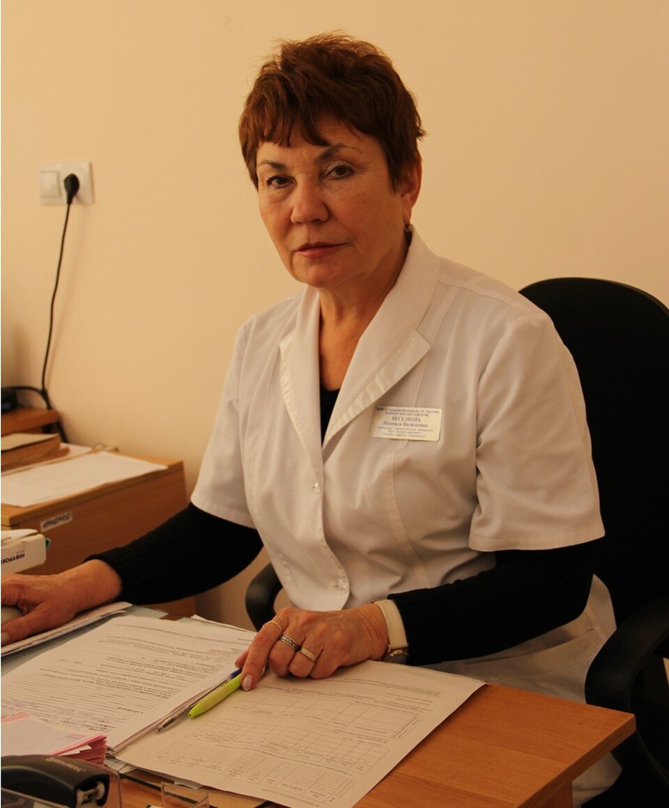    Заведующая отделением нефрологии и по совместительству главный внештатный специалист-нефролог департамента здравоохранения Надежда Веселкова Фото из личного архива Н. Веселковой