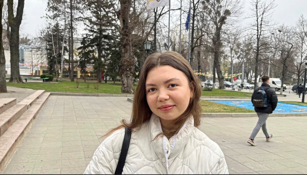 Каталина (18) может представить, что после окончания средней школы отправится учиться в страну ЕС