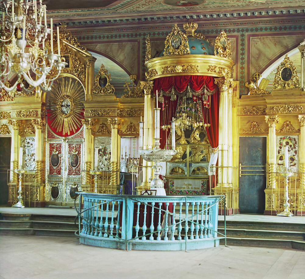 С. М. Прокудин-Горский. Чудотворная икона Божьей Матери-Одигитрии в Богоматеринском храме. [Смоленск.] 1912 год