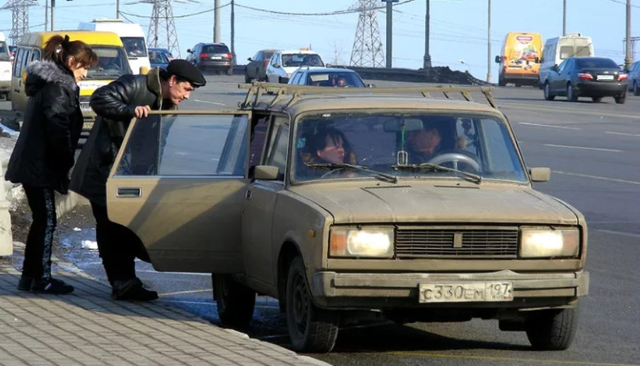 В аэропорту Шереметьево действуют новые правила посадки и высадки из такси | РИАМО