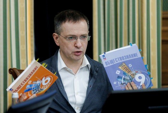    Владимир Мединский