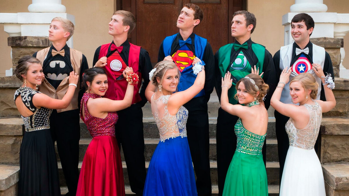 Фото выпускного из свободных источников интернета