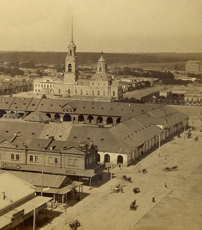 Гостиный двор, Екатеринбург, 1895-1902 гг. Источник: https://pastvu.com/p/301560