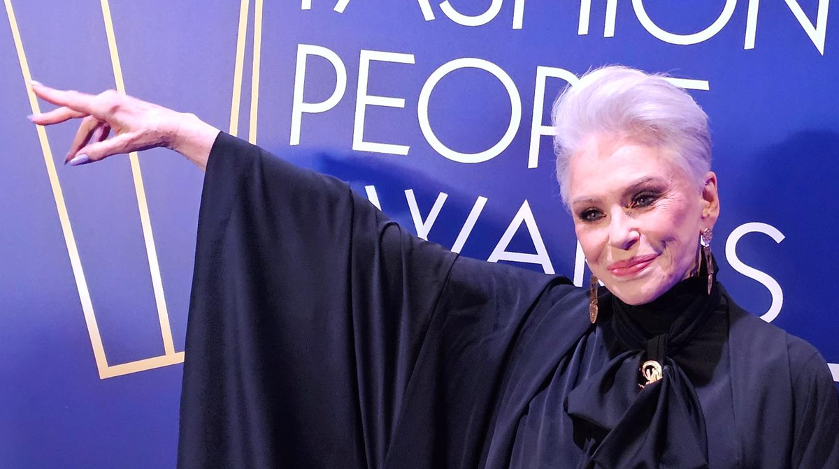 Ирина Понаровская на церемонии вручения премии Fashion People Awards, 2023. Певица в 70 лет получила приз «Икона стиля»