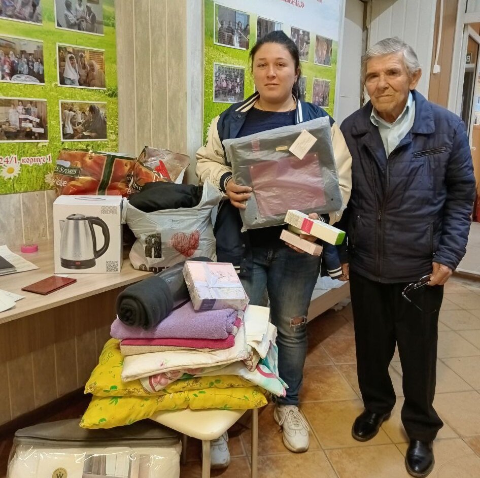    Оренбургская епархия помогает жителям подтопленных территорий Кристина Просвиркина