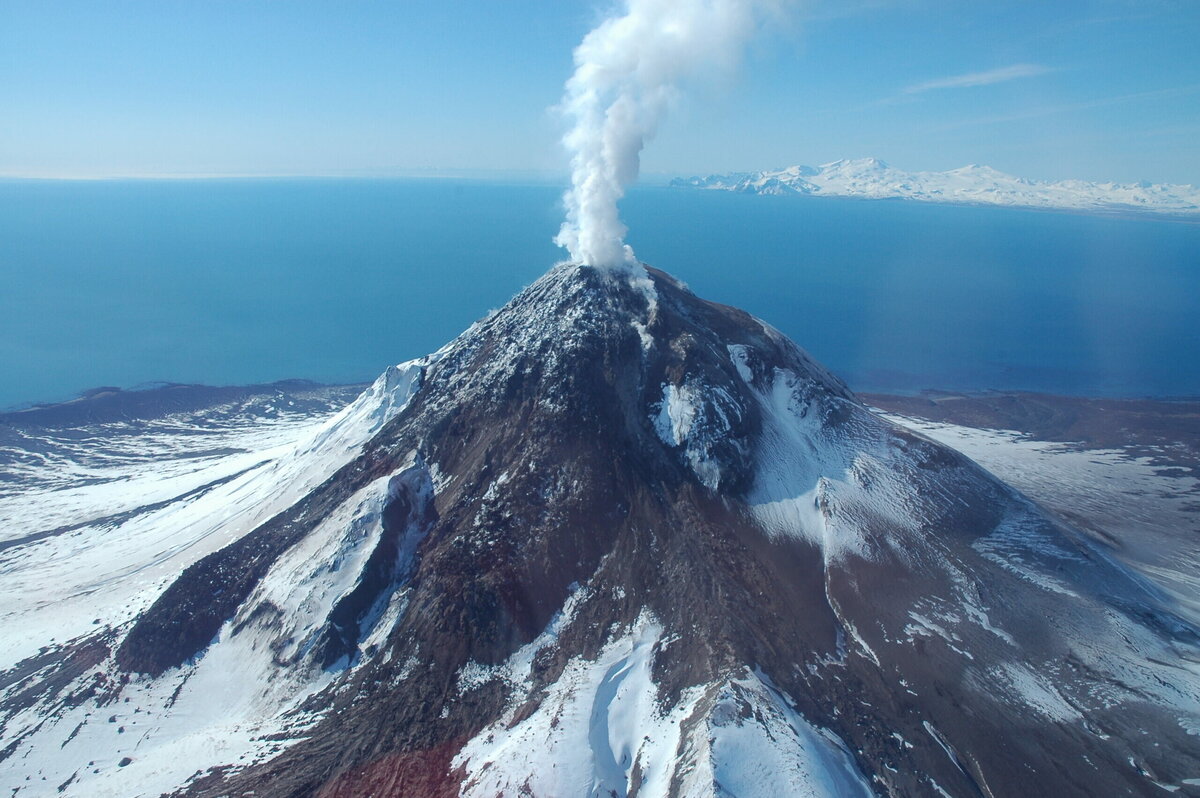 Σχεδόν κανείς δεν γνωρίζει ότι η Έκτη Ήπειρος είναι η μεγαλύτερη ηφαιστειακή περιοχή στον πλανήτη. Μόνο στη Δυτική Ανταρκτική, κρυμμένα κάτω από το πάχος του πάγου... 138 ηφαίστεια!-3