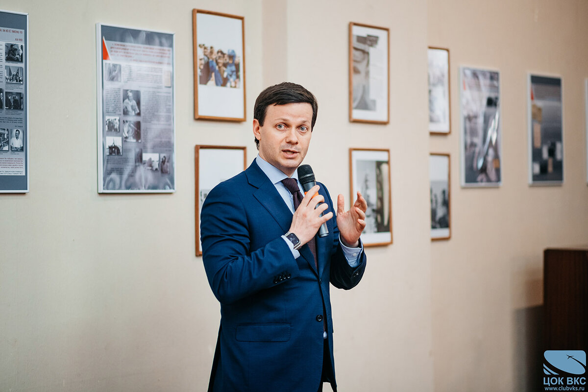 11.04.2024 г. В Выставочном пространстве ЦОК ВКС состоялось торжественное открытие фотовыставки «Гагарин.-3