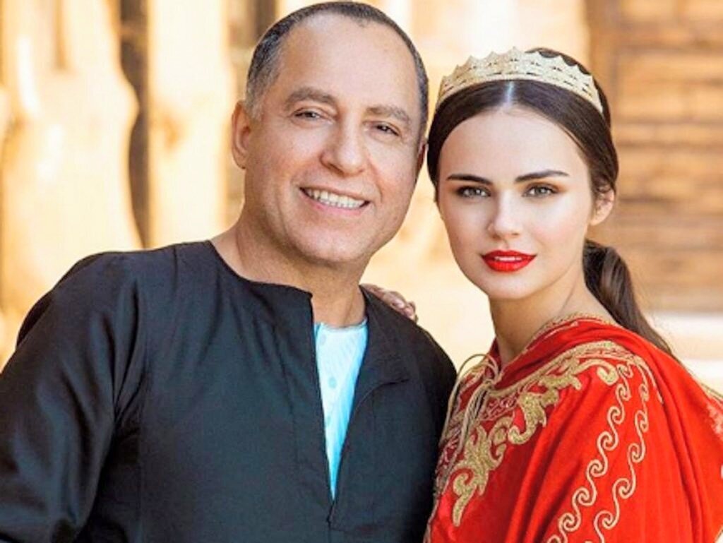 ЯД (Ксения Дели с мужем)