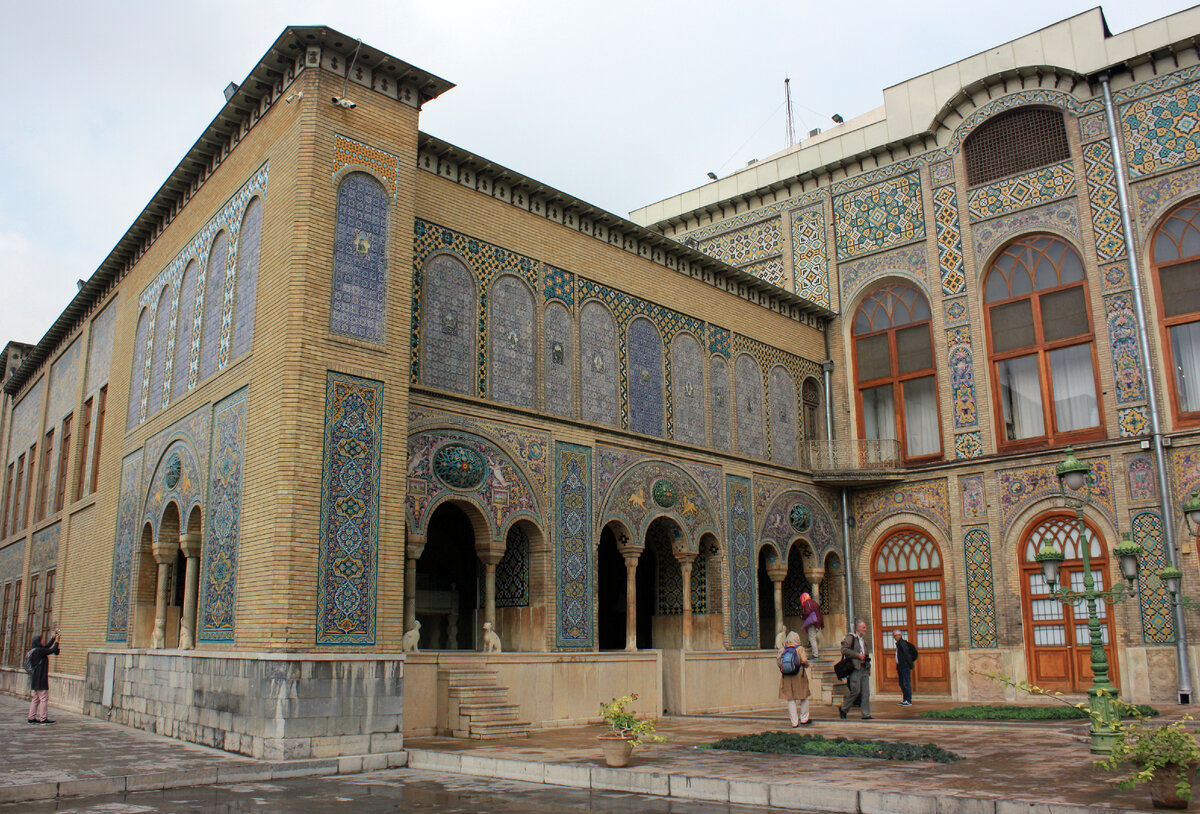 ФОТО:  Iran - Golestan Palace (Palace of Flowers), Rolf Zimmermann Source: dpa-Zentralbild/Global Look Press