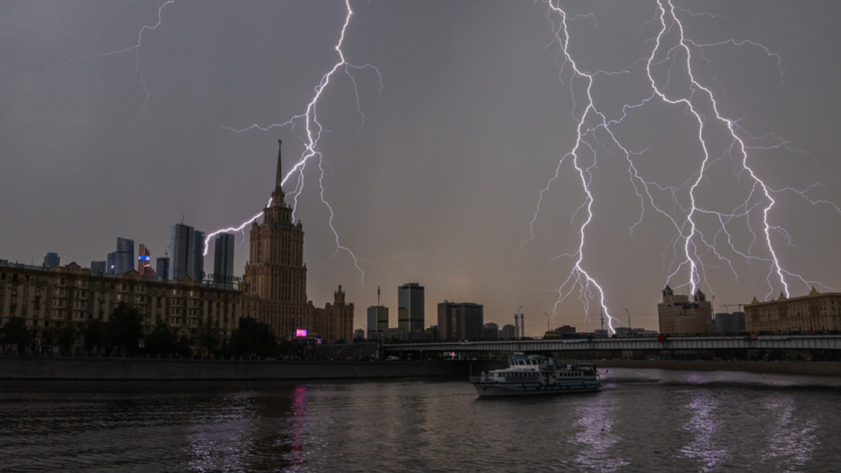 В Москве "прогремело" 9 апреля 2024