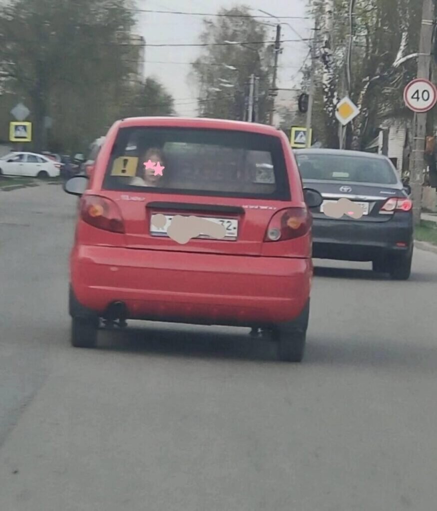 В Брянске водителя малолитражки притянули за перевозку девочки в багажнике  | Брянский Ворчун | Дзен