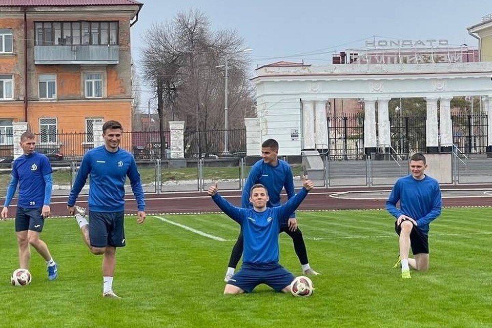    Тренировка команды. Фото: пресс-служба ФК «Динамо-Барнаул»