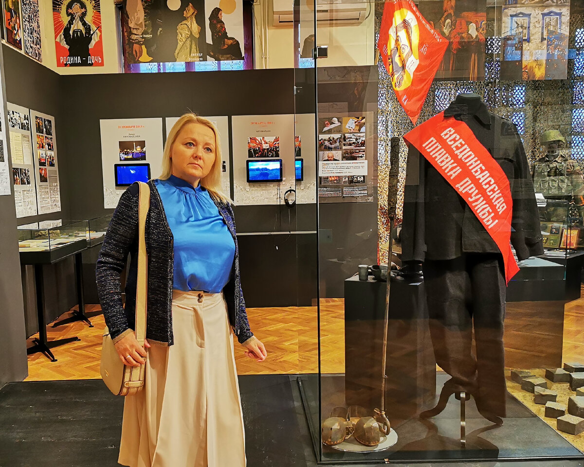 Жанна Швыдкая, писатель, автор книг "Огранка" и "Метаморфоза" декалогии "Гравитация жизни"