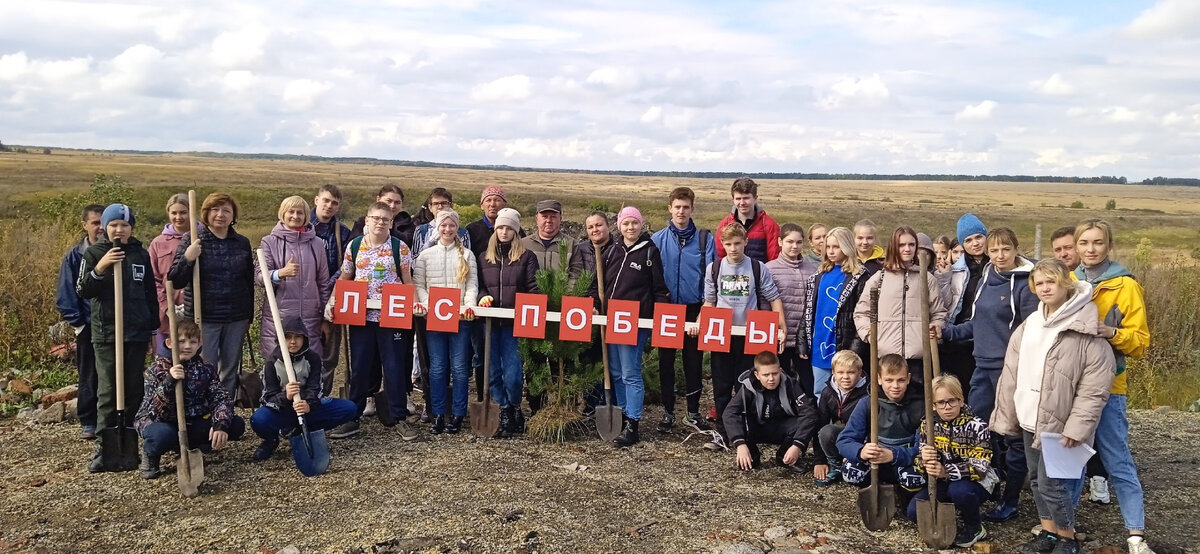 Ежегодно пензенские волонтёры и друзья Виктора Небоги помогают в посадке и расширении «Леса Победы»