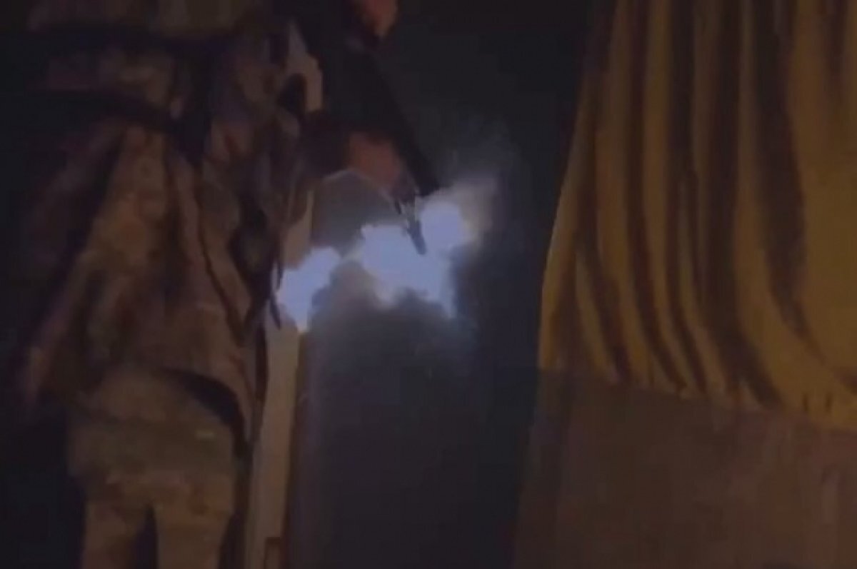    Видео избиения офицером ВСУ солдата нашли на телефоне украинского военного