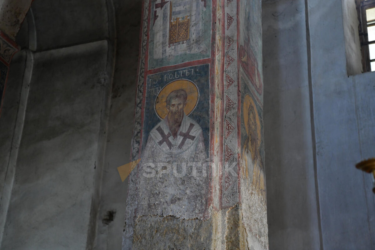 Sputnik, Томас Тхайцук